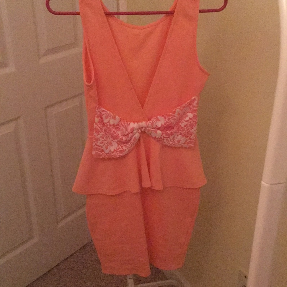 Dress - Picture 2 of 2